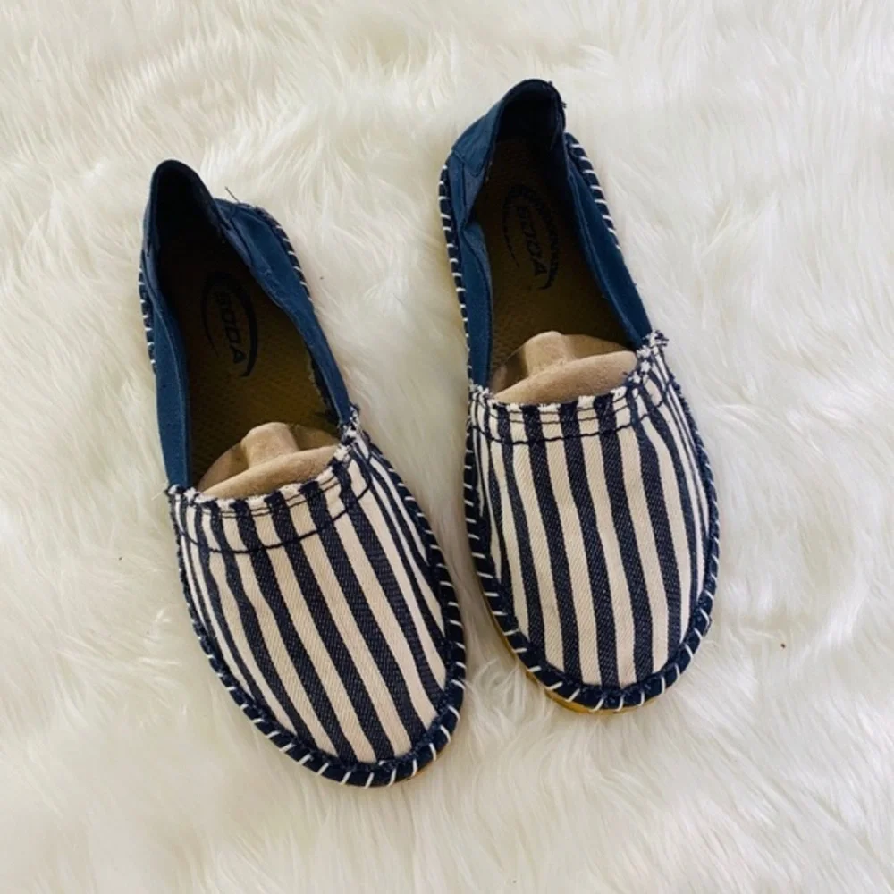 Soda blue and white espadrille, Sz. 8.5